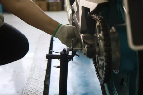 How To Maintain Motorcycle Chain (2).jpg