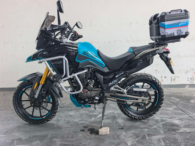 ADV 300 